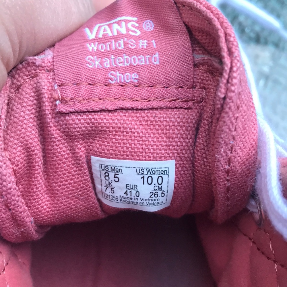 Vans high tops (RARE) - Picture 4 of 4